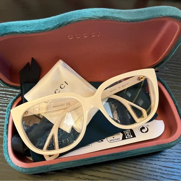 Gucci Ivory Sunglasses (Eyeglass Frames) GG0470o - Picture 4 of 11
